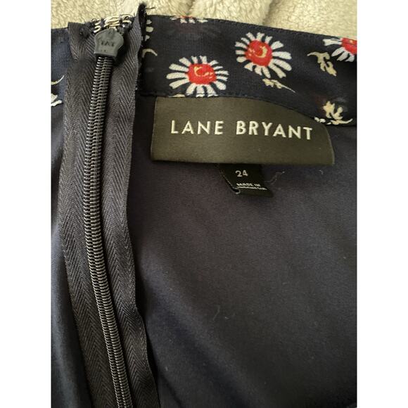 Lane Bryant Women's 24 Tiered Maxi Dress Blue White Floral Flutter Sleeve V-neck - Picture 7 of 7